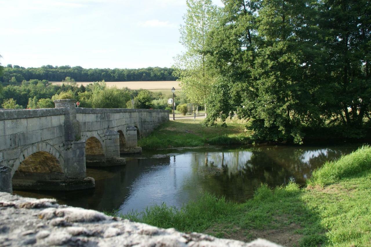 Villa La Goélette Bazincourt-sur-Saulx Exterior foto